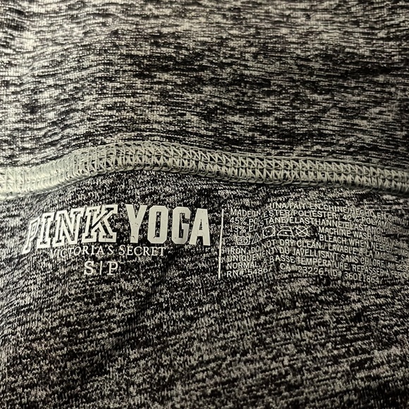 Pink Victoria’s Secret Yoga Pants Size Small - Picture 4 of 4